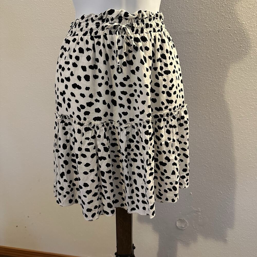 Alelly Women’s XL Tiered Mini Skirt Black White Dalmatian Print Elastic Waist